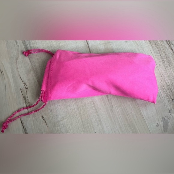 NWT OCEANUS X PLAYBOY SWIMWEAR PENNY LANE SUNGLASSES - LIMITED ADDITION - Picture 8 of 10